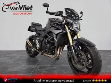 Suzuki GSR750 (2011) — foto 1