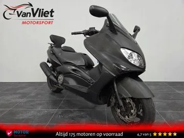 Yamaha TMAX Black MAX (2004) — foto 1