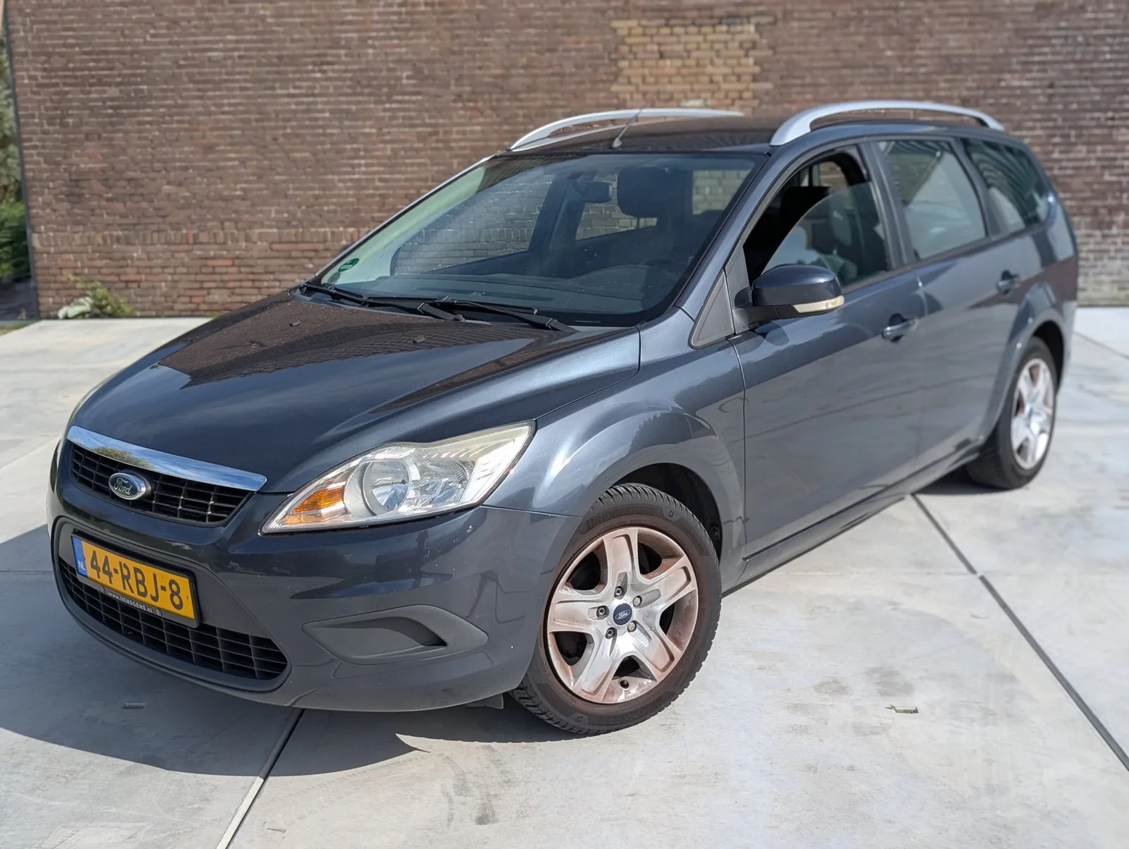 Ford Focus (2010) — foto 1