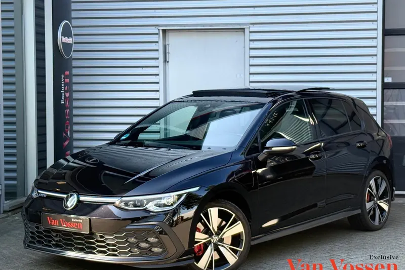 Volkswagen Golf (2022)