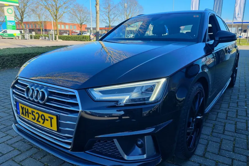 Audi A4 (2019)