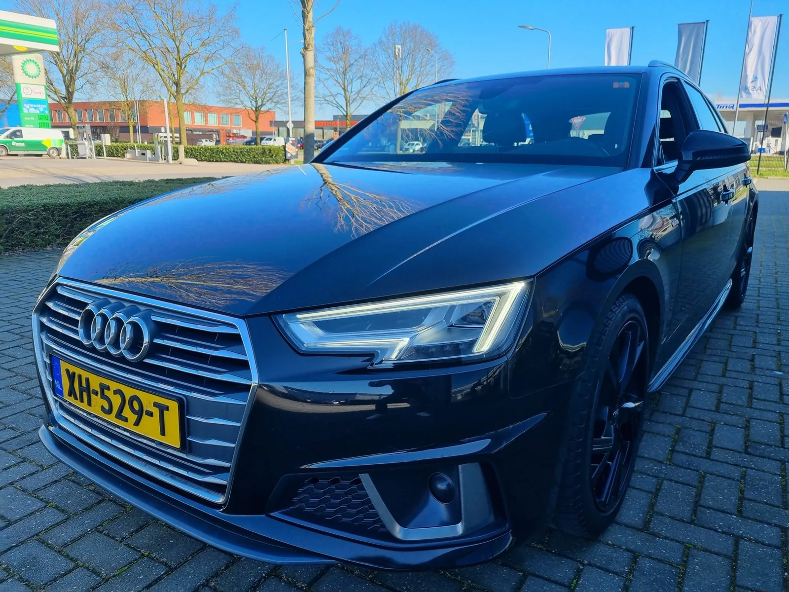 Audi A4 (2019) — foto 1