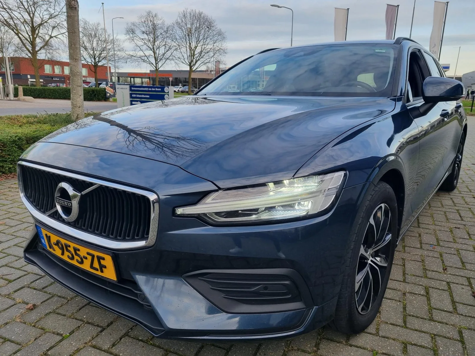 Volvo V60 (2021) — foto 1