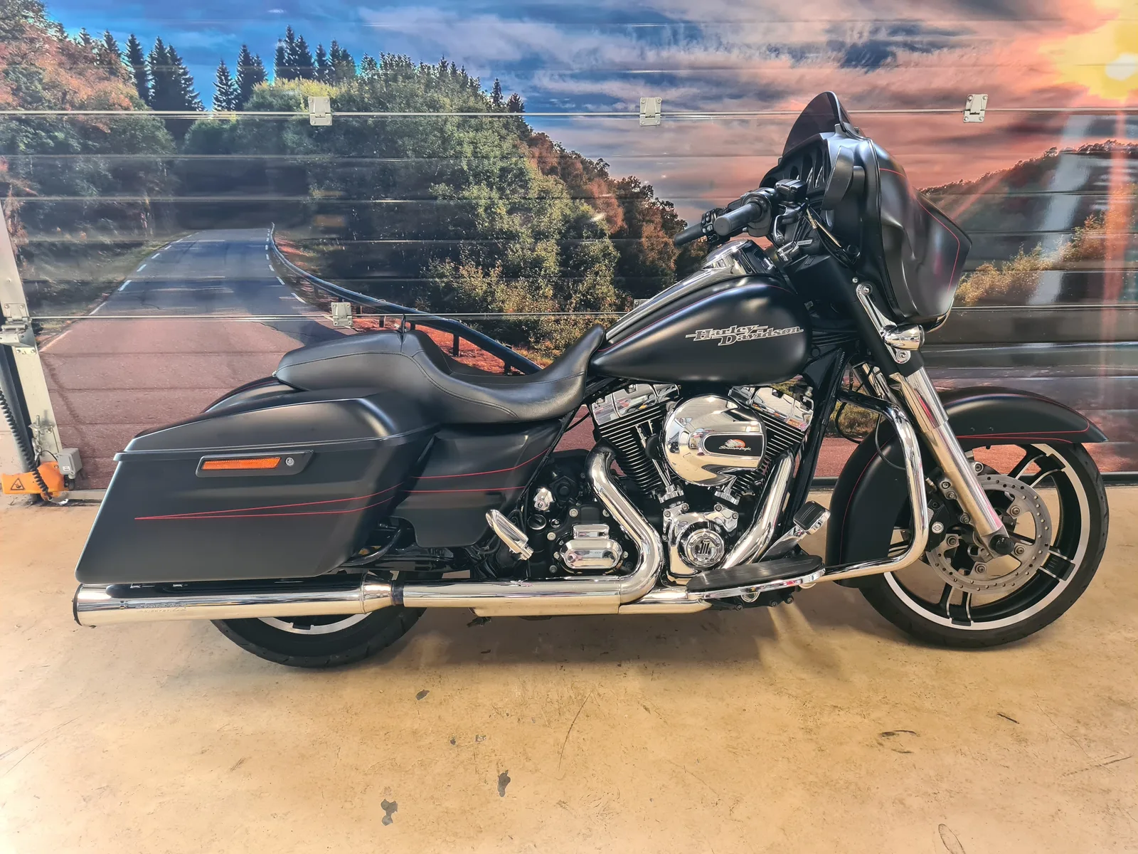 Harley-Davidson Street Glide Special (2015) — foto 1