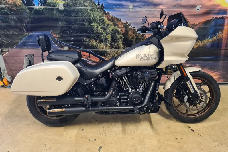 Harley-Davidson LOW Rider ST (2023)