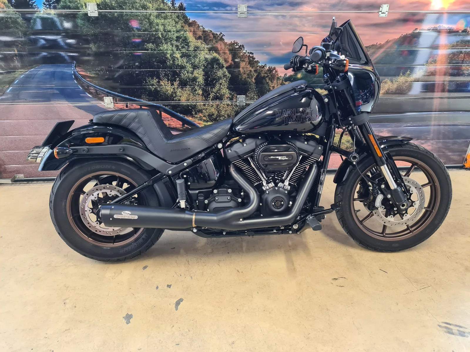 Harley-Davidson LOW Rider S (2022) — foto 1