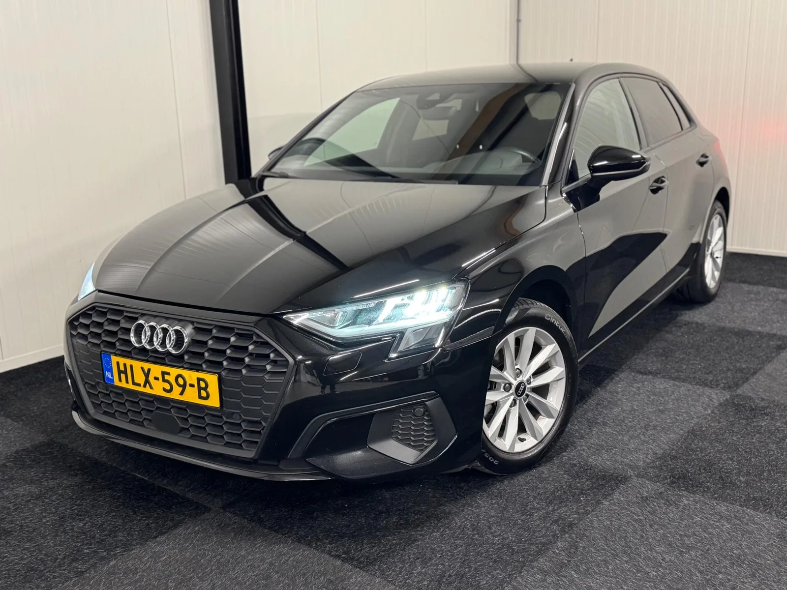 Audi A3 (2021) — foto 1