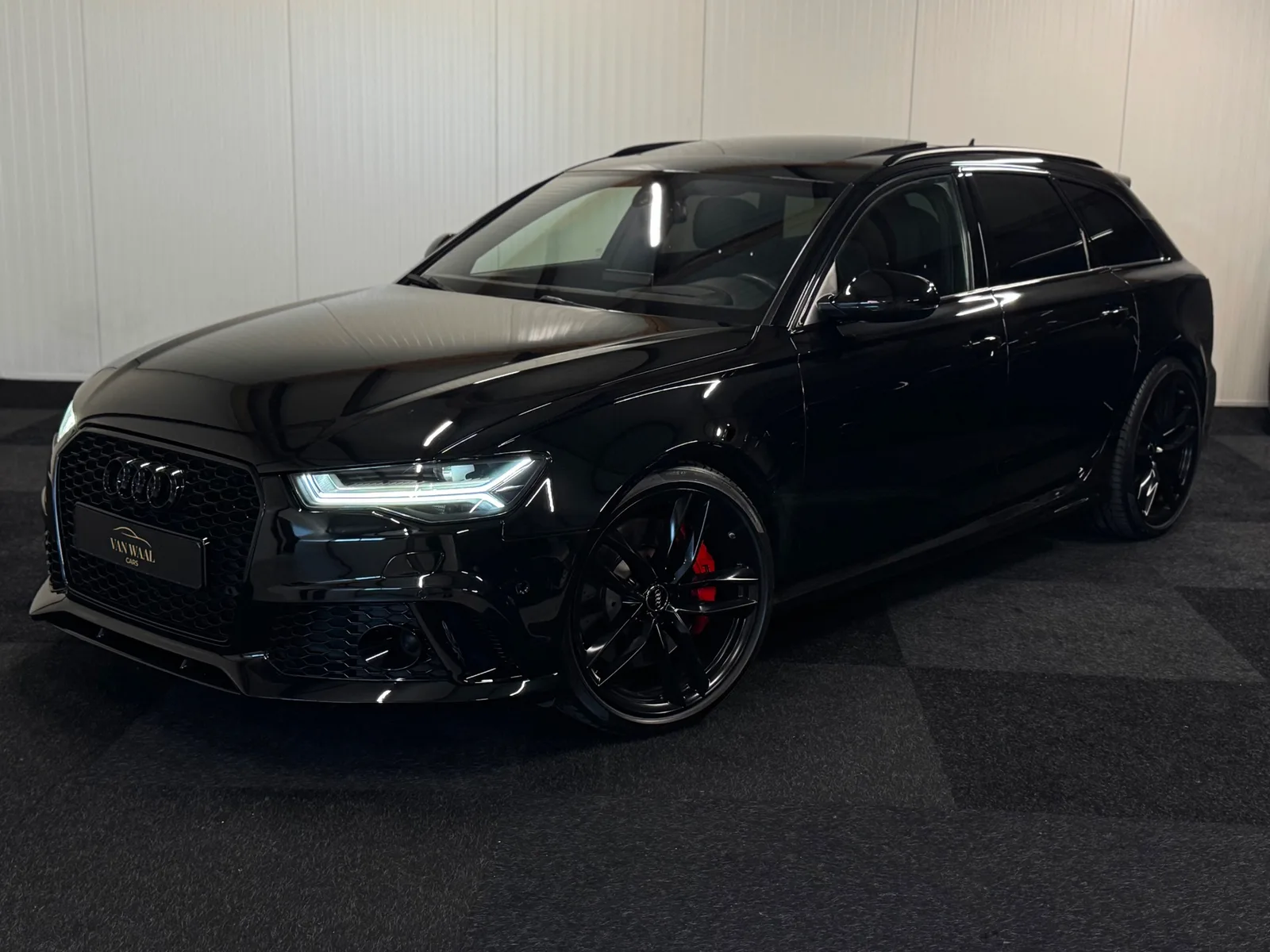 Audi RS 6 (2017) — foto 1