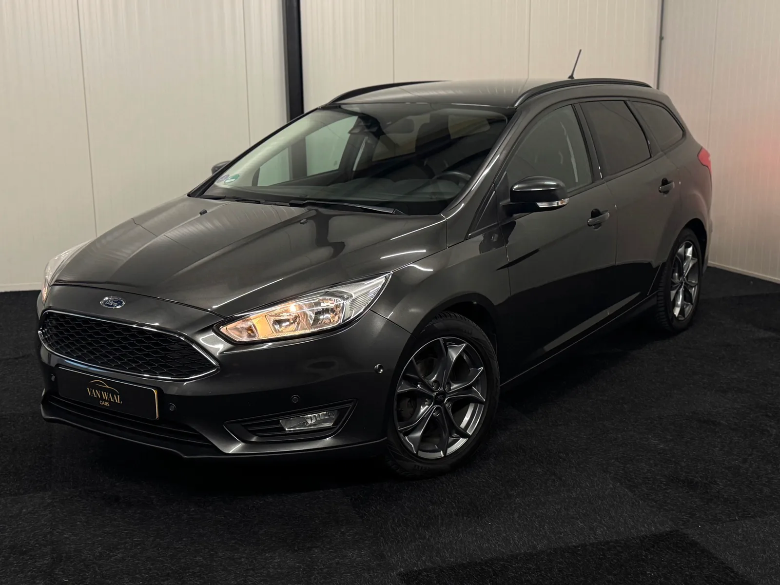 Ford Focus (2018) — foto 1