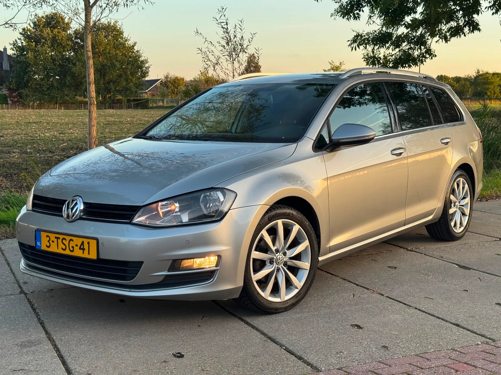 Volkswagen Golf (2014) — foto 1