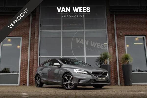 Volvo V40 (2016) — foto 1