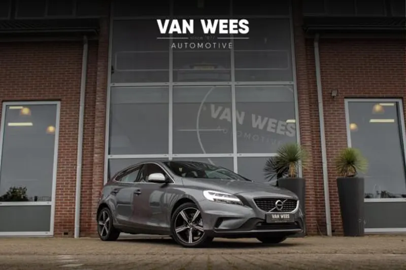 Volvo V40 (2016)
