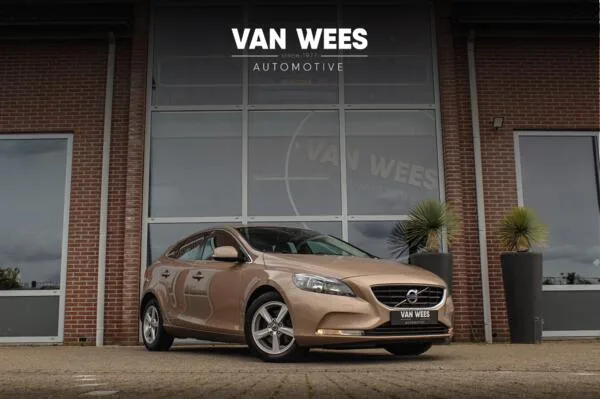 Volvo V40 (2013) — foto 1