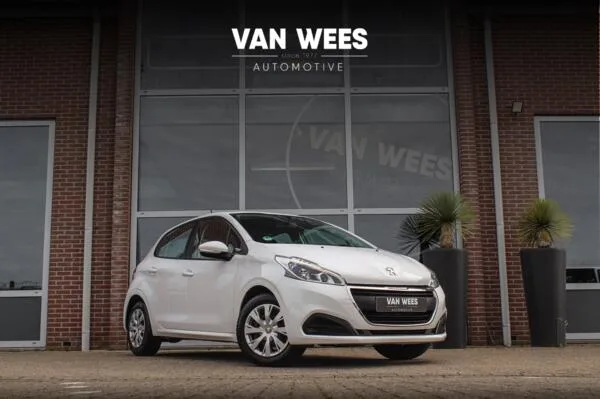 Peugeot 208 (2019) — foto 1