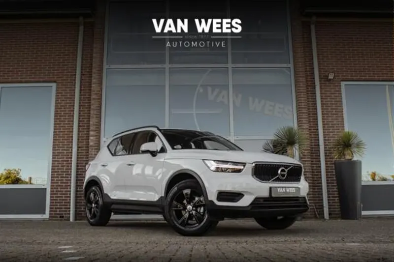 Volvo XC40 (2021)