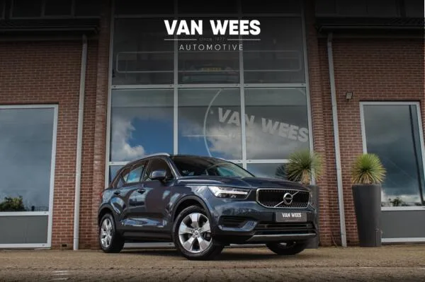 Volvo XC40 (2022) — foto 1