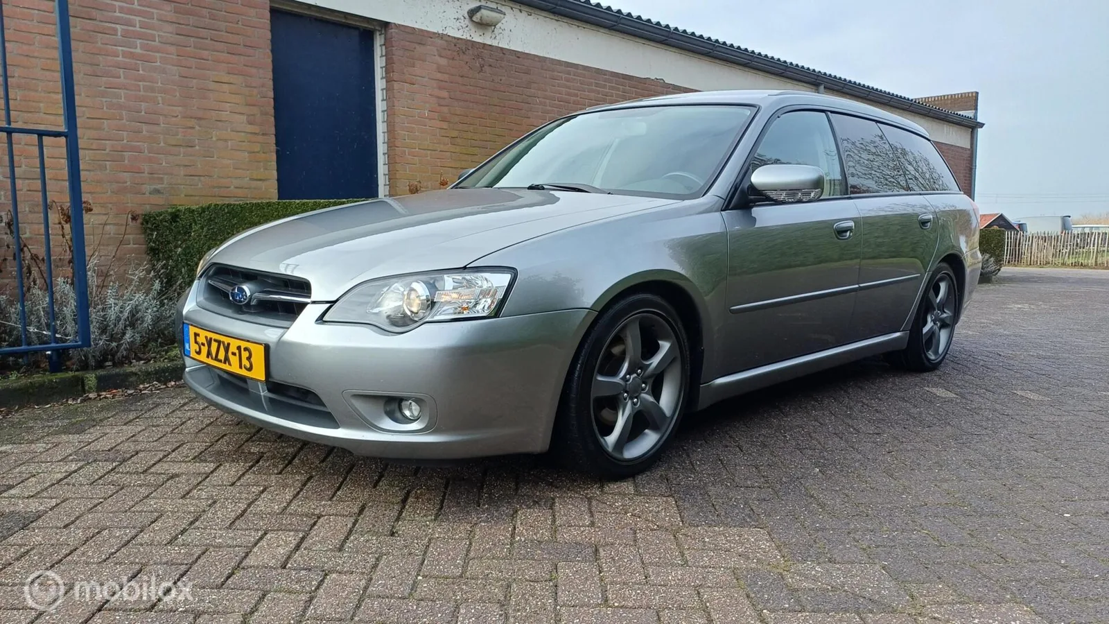 Subaru Legacy (2005) — foto 1