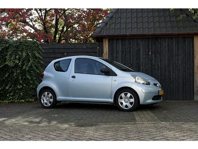 Toyota Aygo (2007) — foto 1