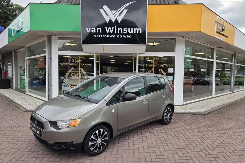 Mitsubishi Colt (2012)