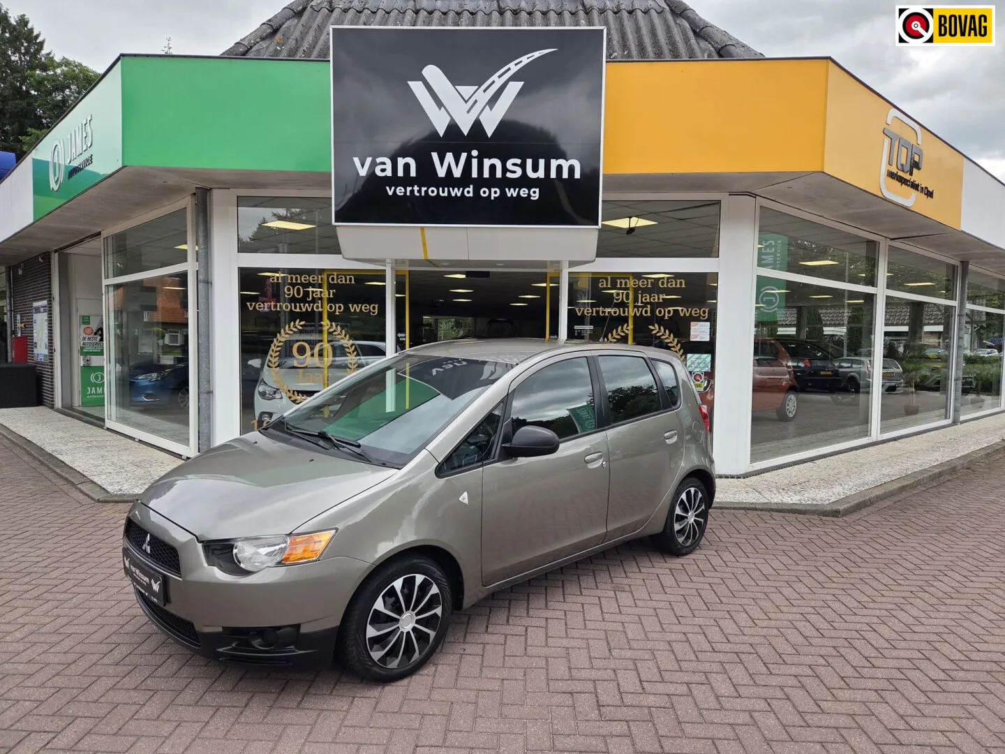 Mitsubishi Colt (2012) — foto 1
