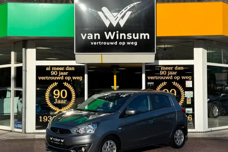 Mitsubishi Space (2018)