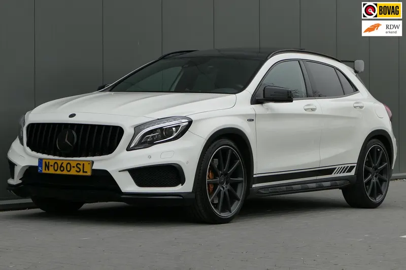 Mercedes-Benz GLA (2015)