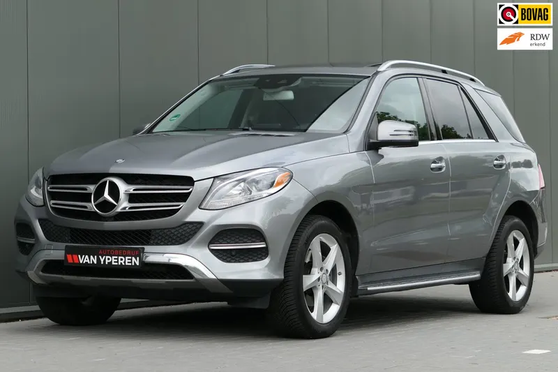 Mercedes-Benz GLE (2016)