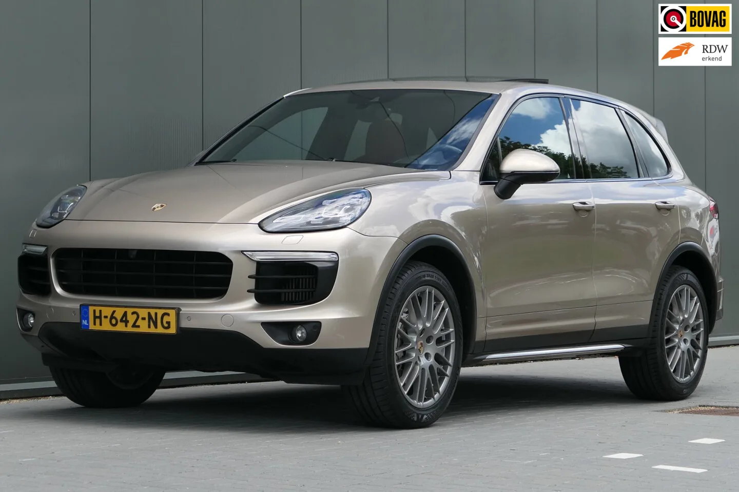 Porsche Cayenne (2016) — foto 1