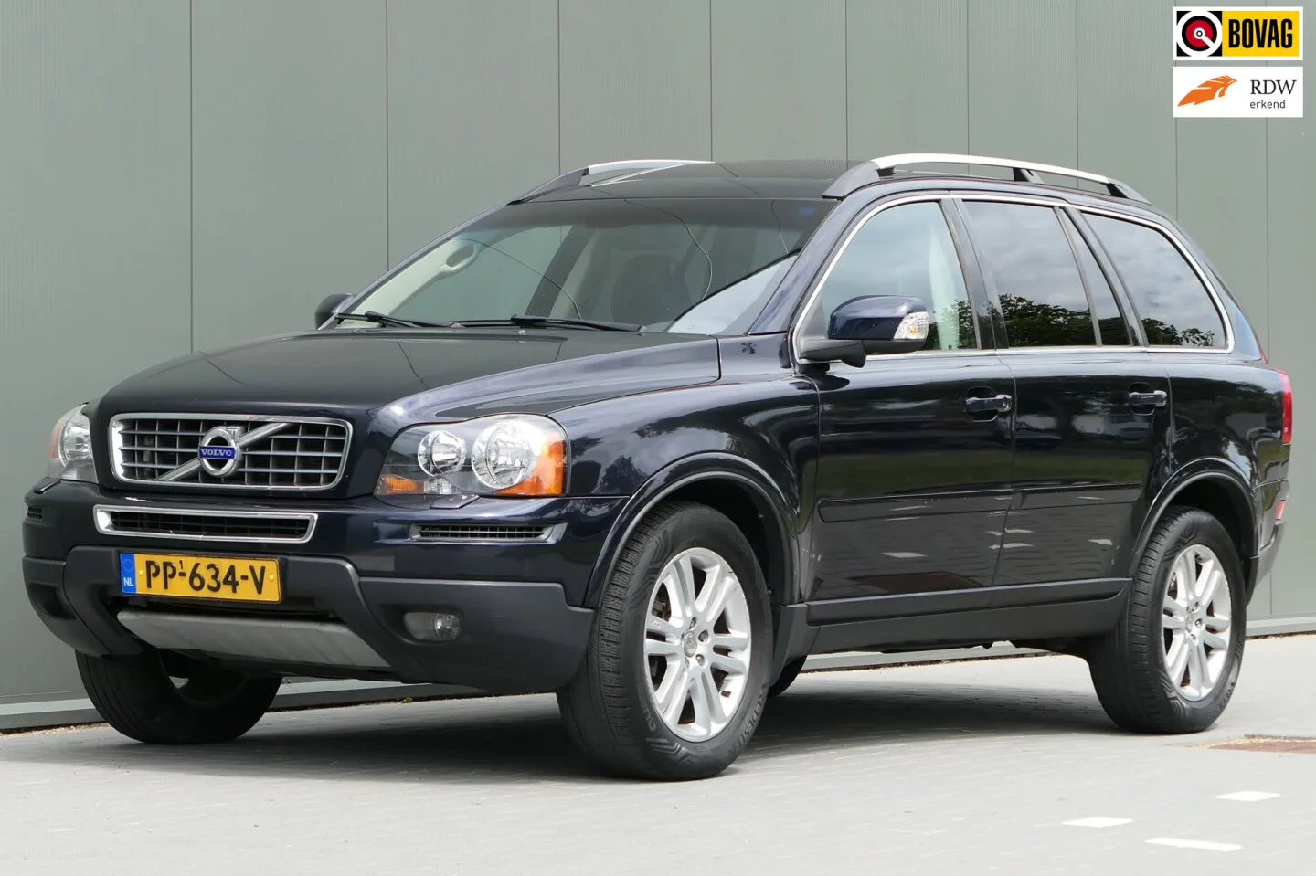 Volvo XC90 (2010) — foto 1