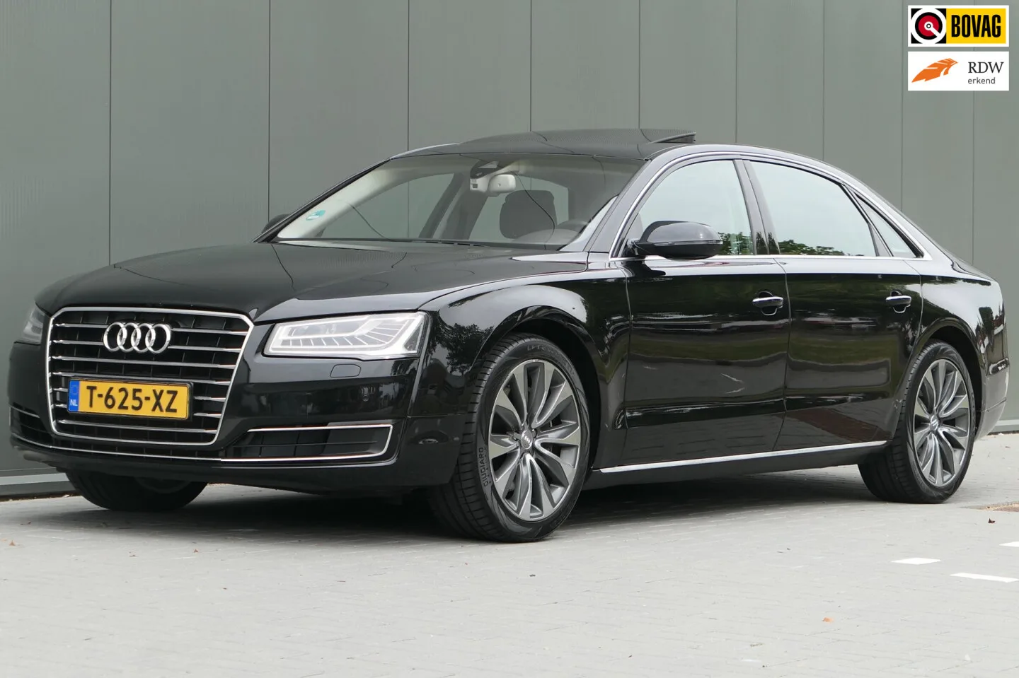 Audi A8 (2015) — foto 1