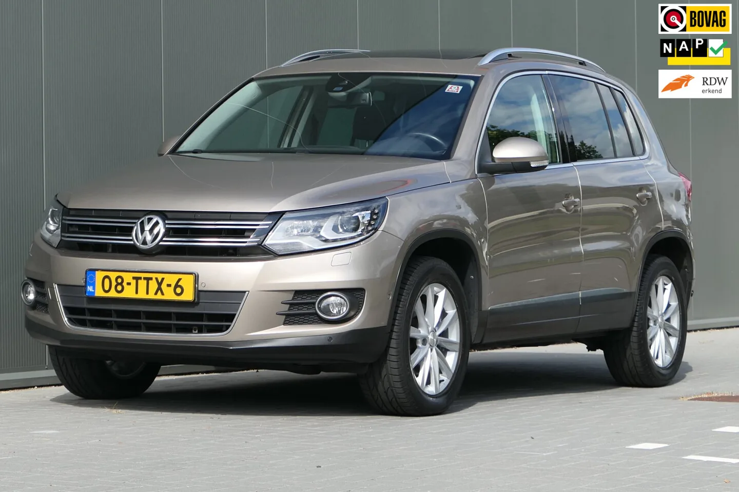 Volkswagen Tiguan (2012) — foto 1
