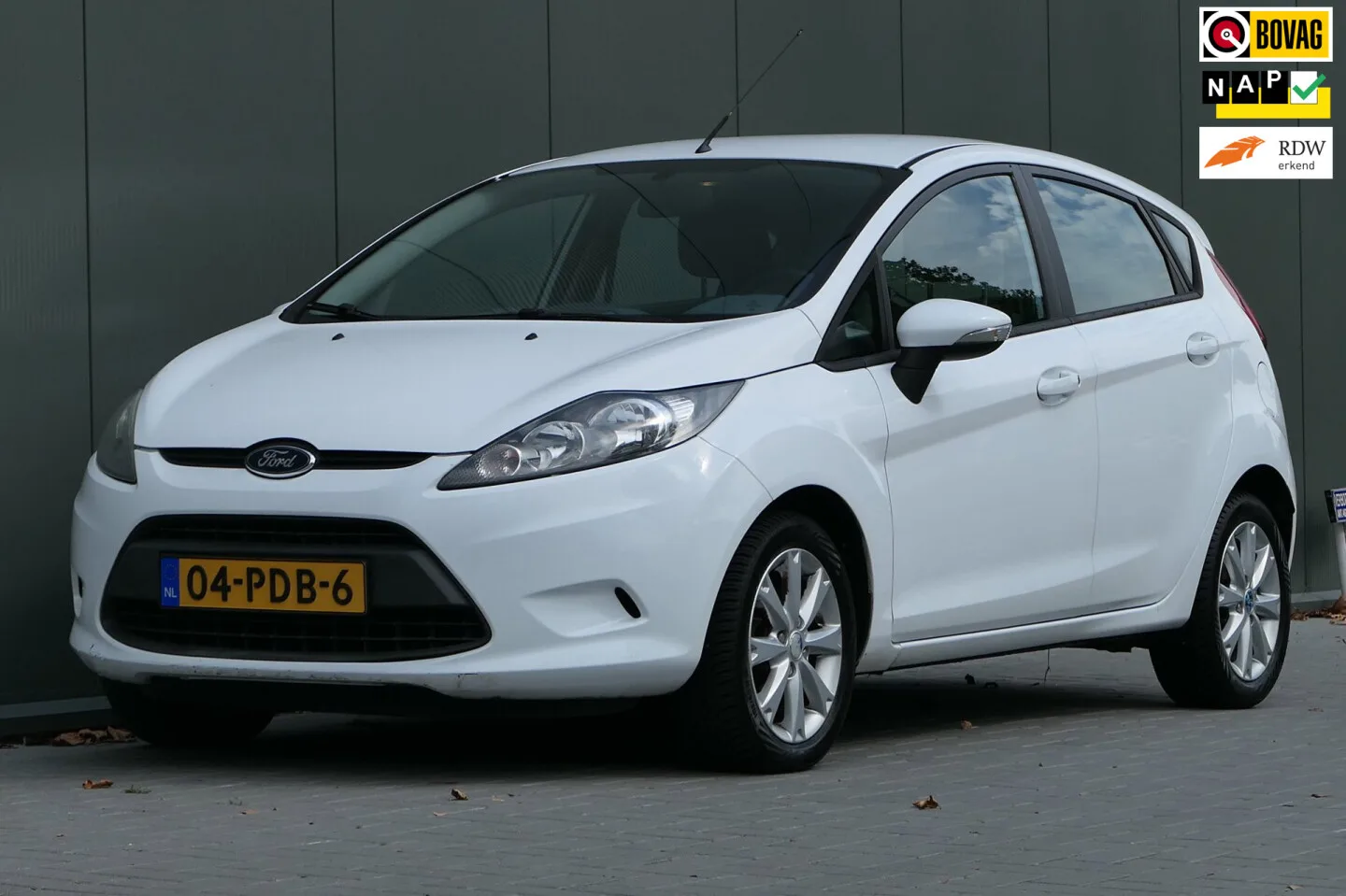 Ford Fiesta (2011) — foto 1