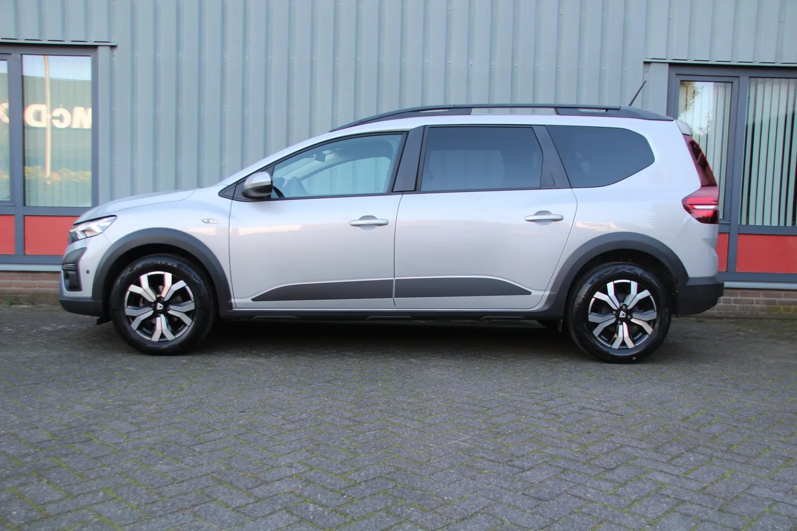 Dacia Jogger (2022) — foto 1