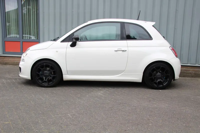 Fiat 500 (2015)