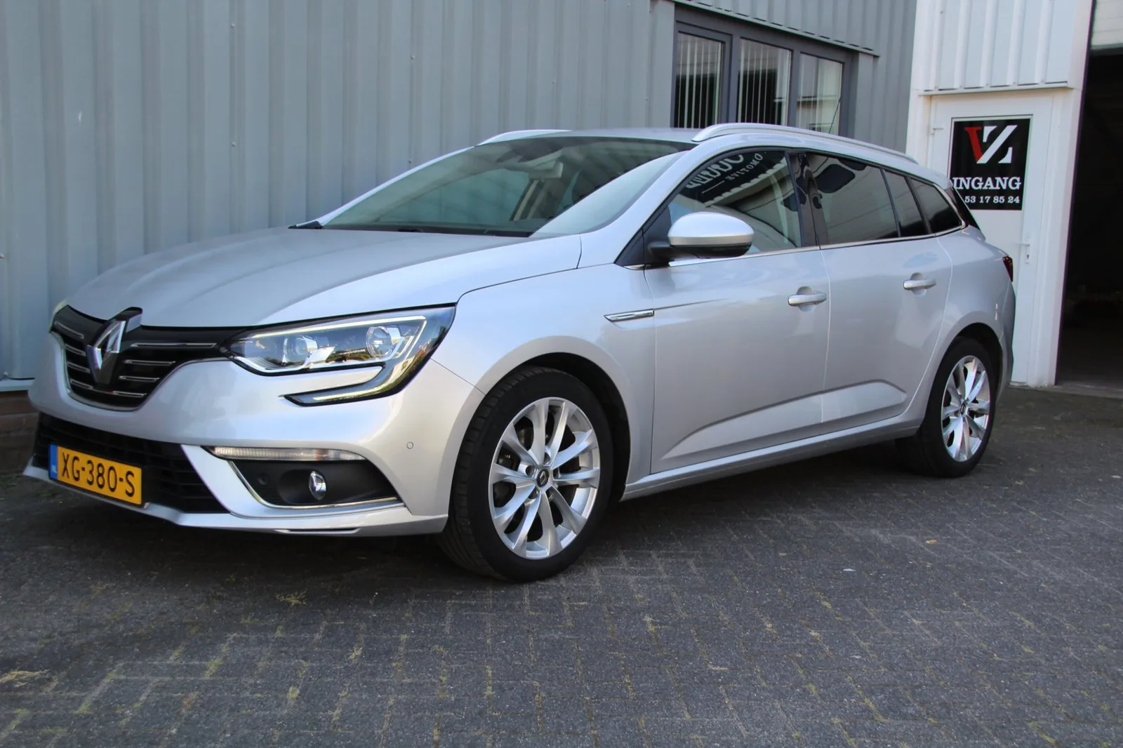 Renault Mégane (2018) — foto 1