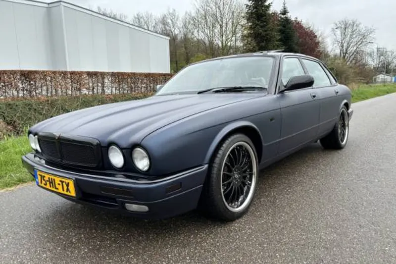 Jaguar XJ (1995)