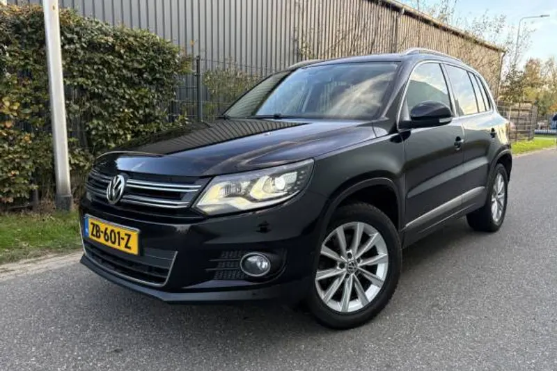 Volkswagen Tiguan (2012)