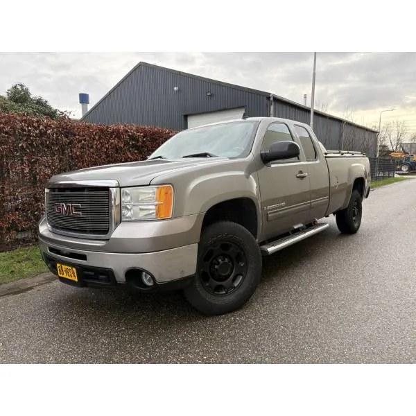 GMC SIERA (2008) — foto 1
