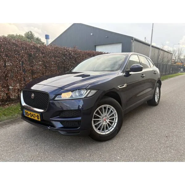 Jaguar F-Pace (2017) — foto 1