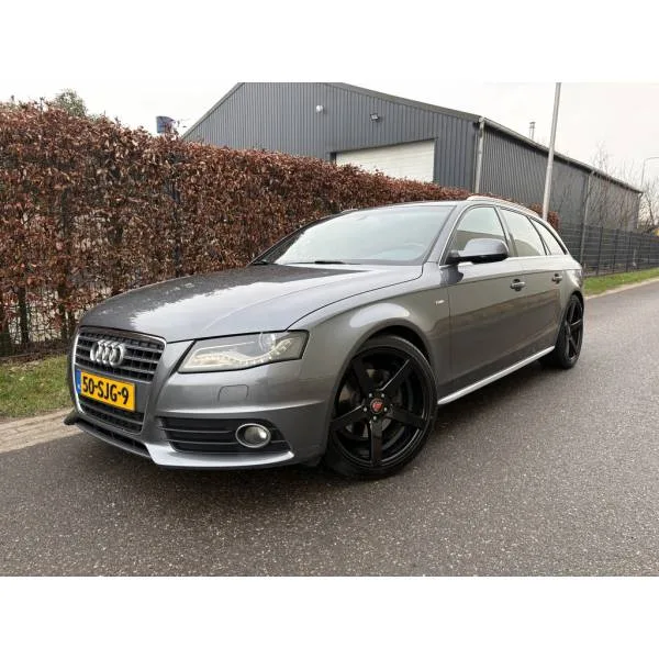 Audi A4 (2011) — foto 1