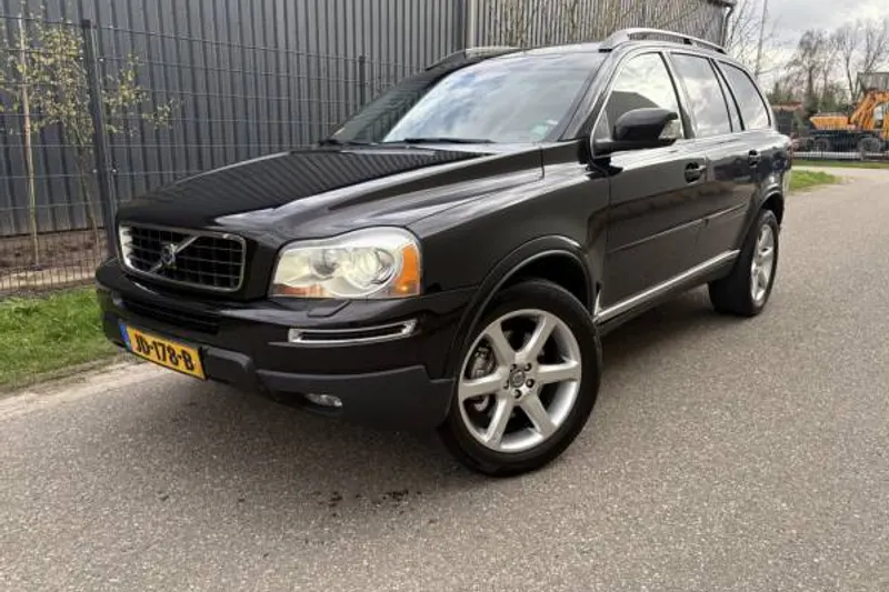 Volvo XC90 (2009)