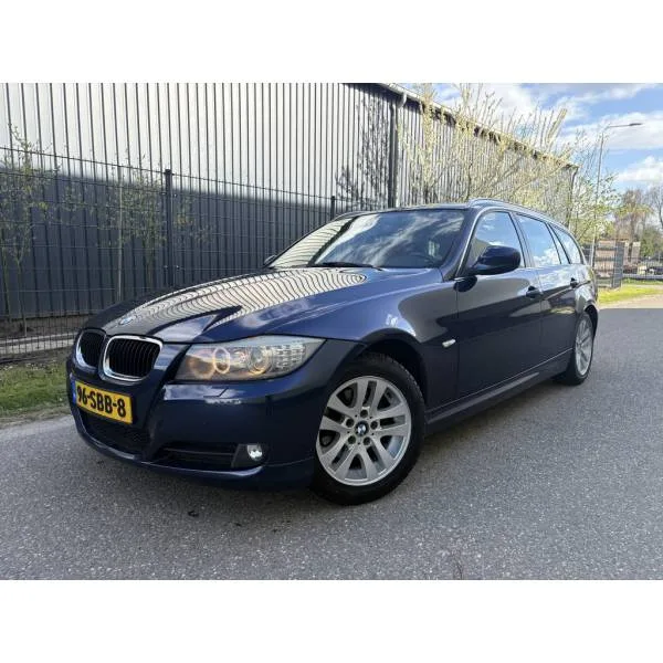 BMW 3-Serie (2011) — foto 1
