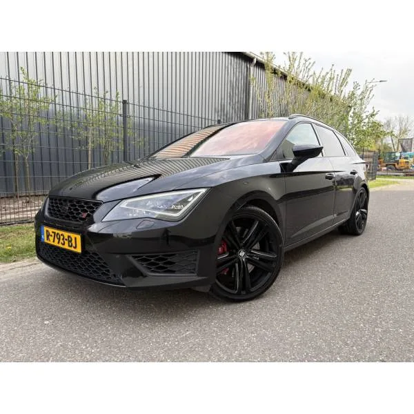 SEAT Leon (2016) — foto 1