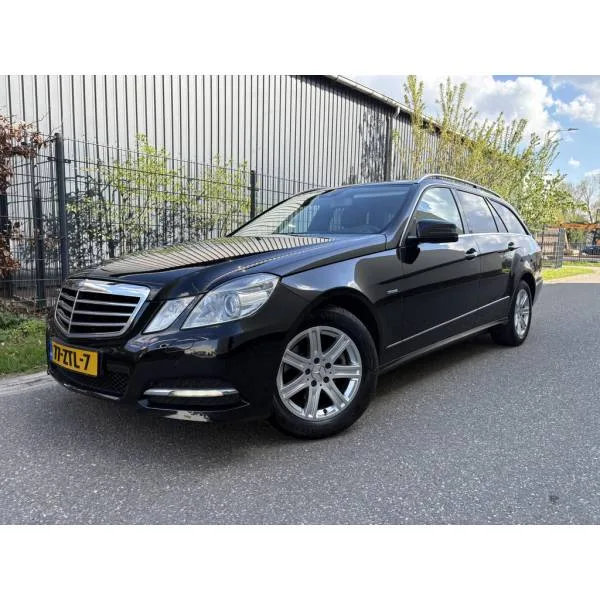 Mercedes-Benz E-Klasse (2012) — foto 1