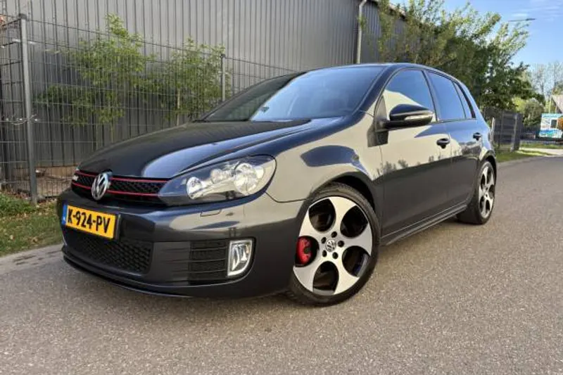 Volkswagen Golf (2010)