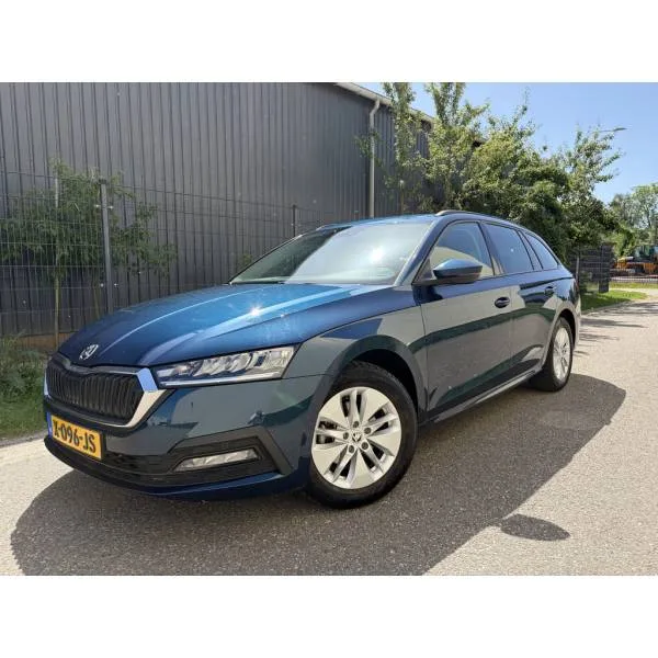 Škoda Octavia (2023) — foto 1