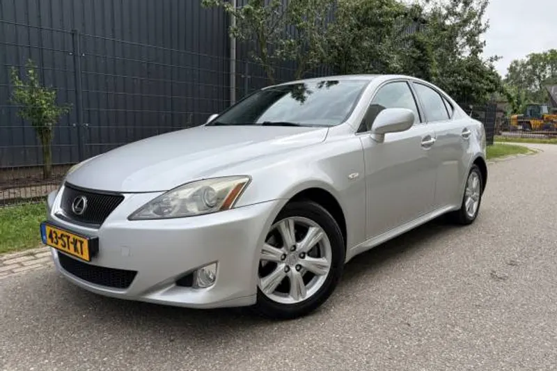 Lexus IS (2006)