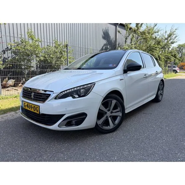 Peugeot 308 (2015) — foto 1