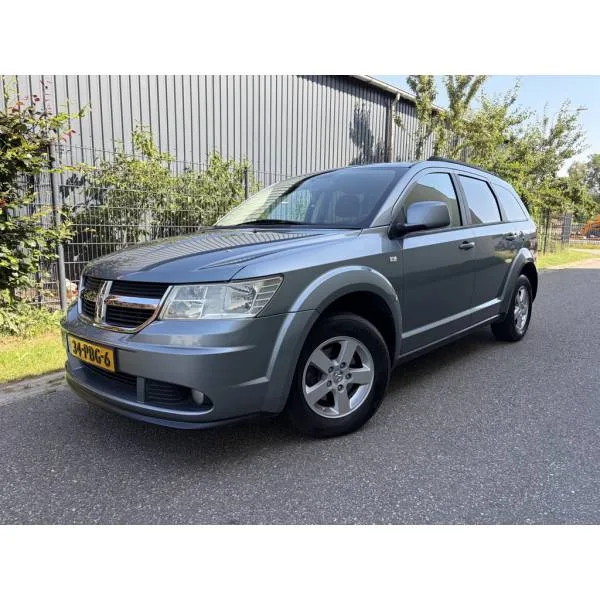 Dodge Journey (2011) — foto 1