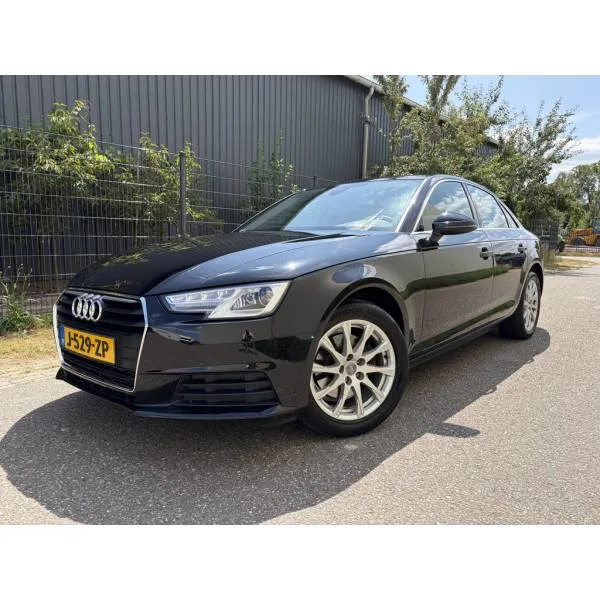 Audi A4 (2019) — foto 1
